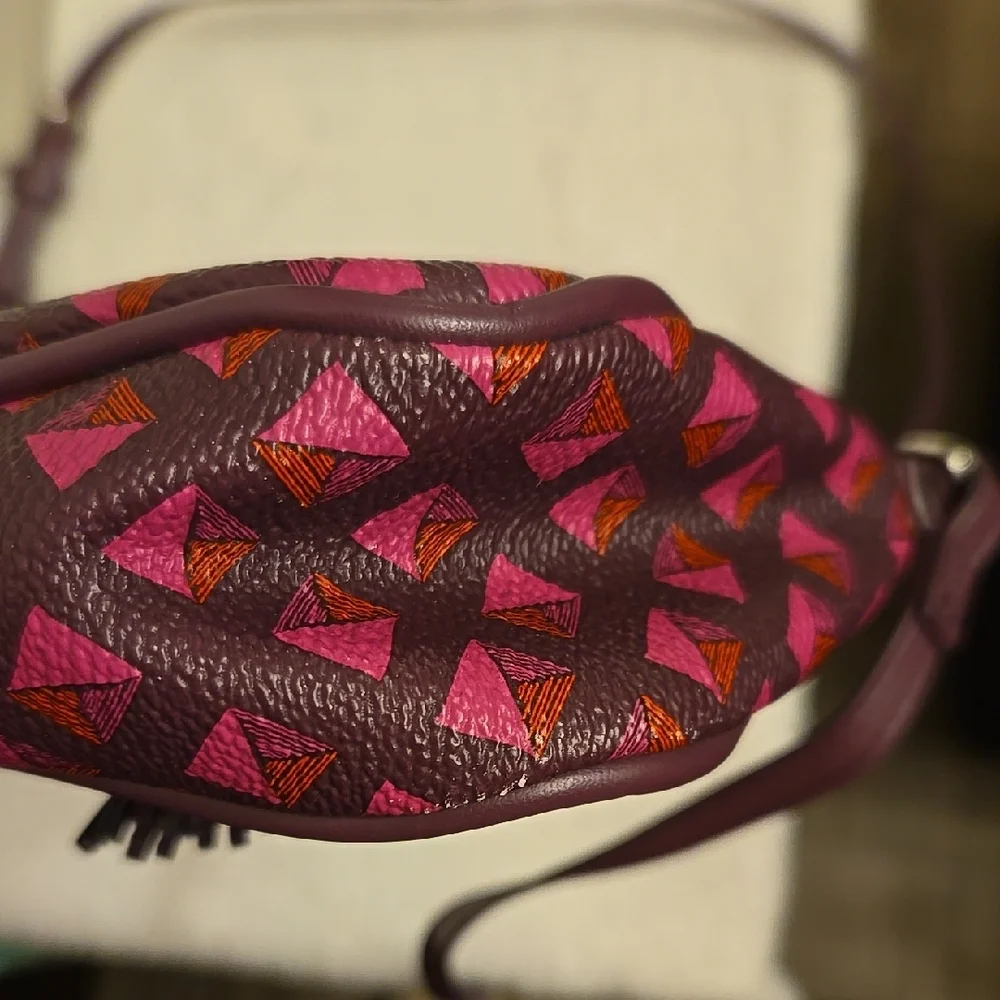 Vera Bradley Purple and Pink Crossbody Bag - Picture 6 of 12
